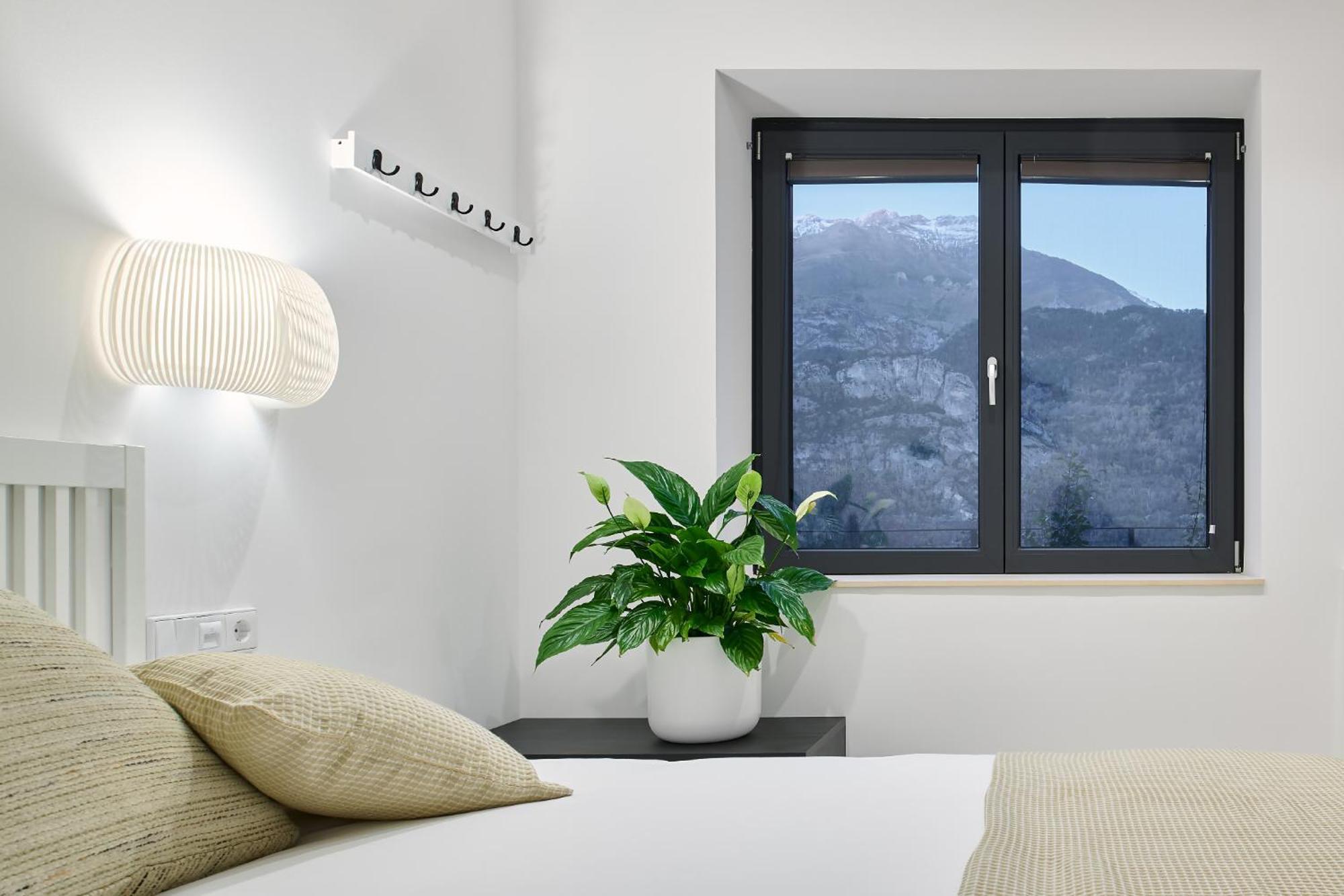Casa De La Paz En El Valle De Tena Sandiniés Εξωτερικό φωτογραφία