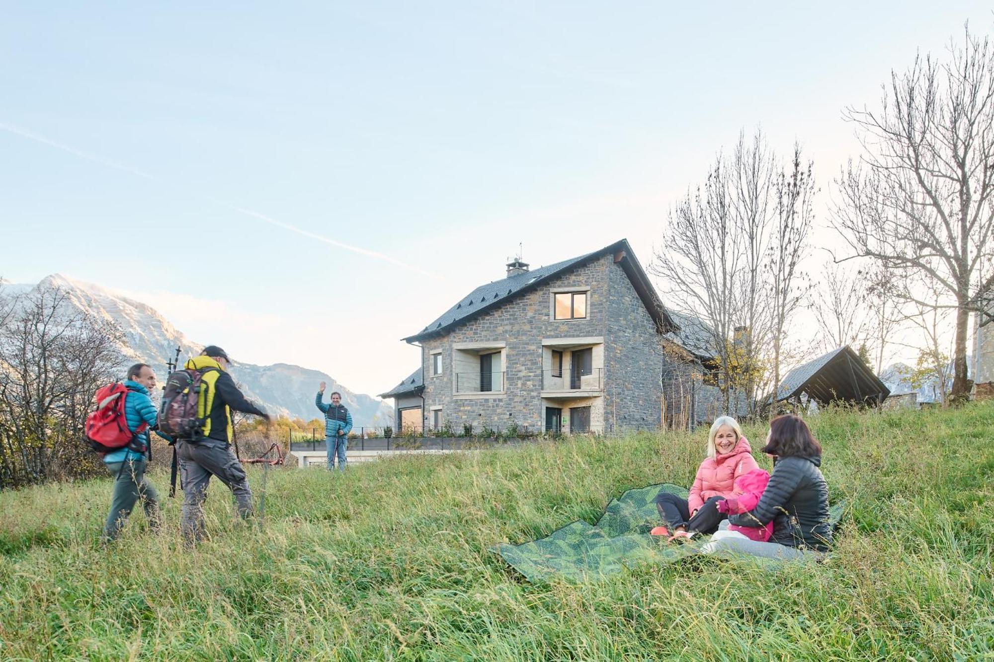 Casa De La Paz En El Valle De Tena Sandiniés Εξωτερικό φωτογραφία